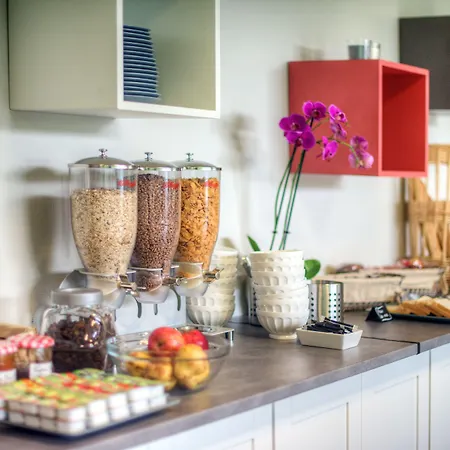 Comfort Metropole Aparthotel 4*