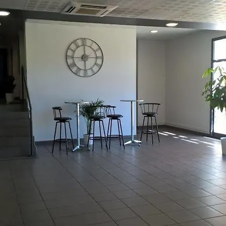 Comfort Metropole 3*