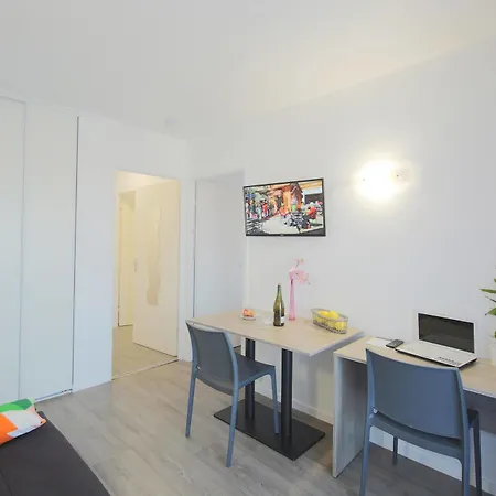 Hotel Comfort Metropole 3*